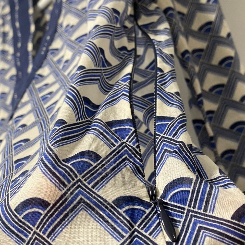 Tory Burch Navy and White Printed Tunic Top - Picture 8 of 8